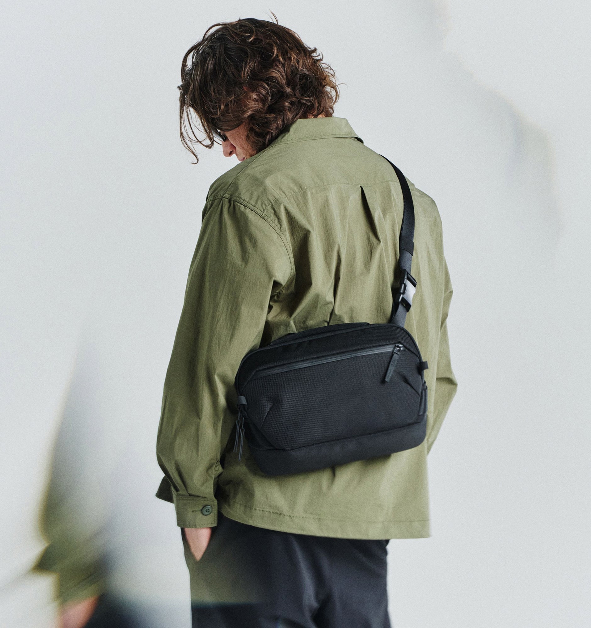 Aer Day Sling 4 Max – Rushfaster Australia