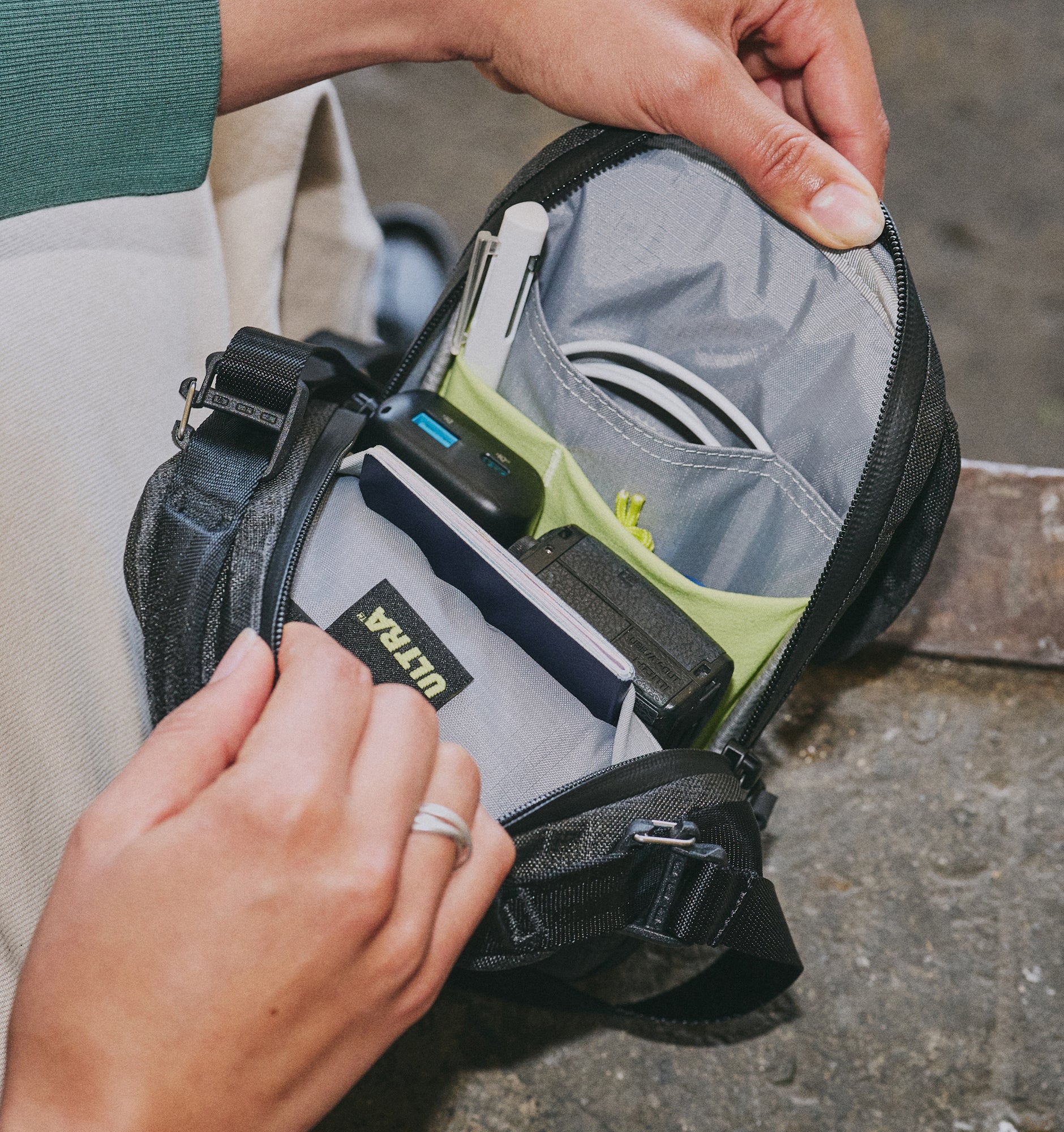 バッグ Aer Street Sling Ultra Street Sling Ultra – Aer