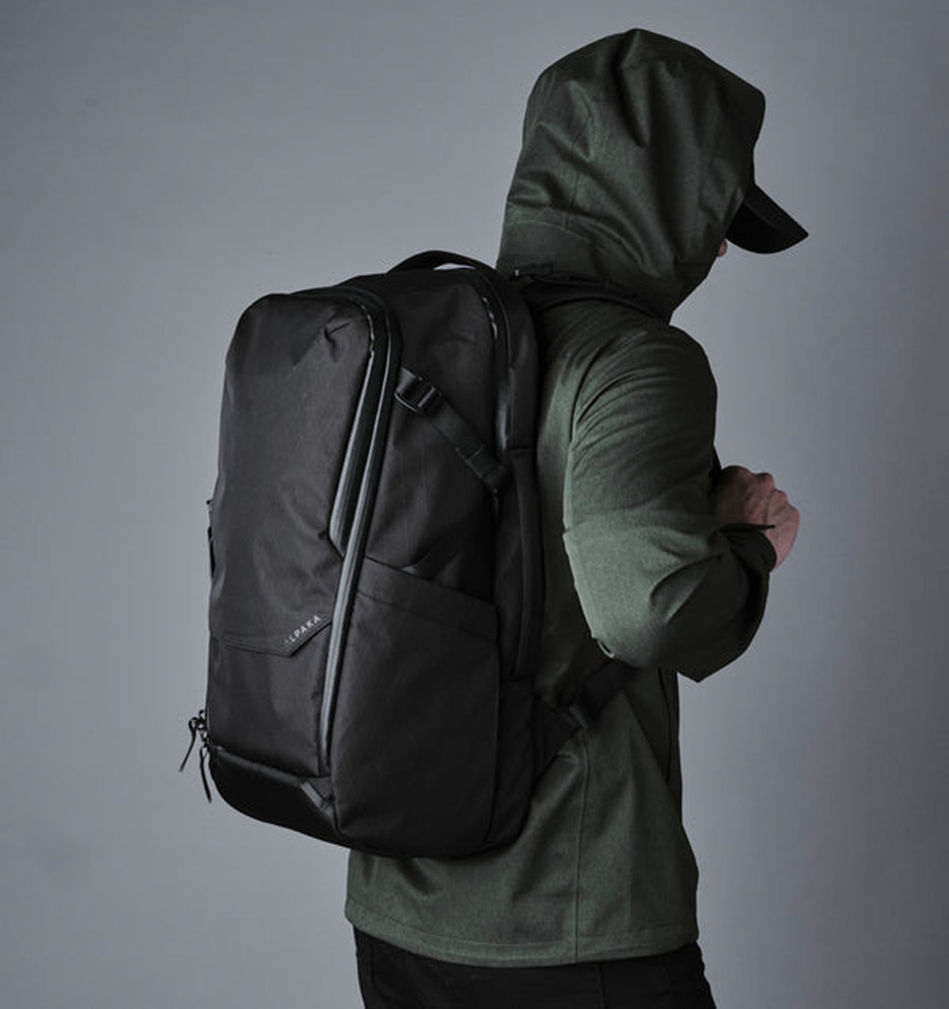 ALPAKA アルパカ ELEMENTS TRAVEL BACKPACK 35L Alpaka Elements Travel Backpack 35L