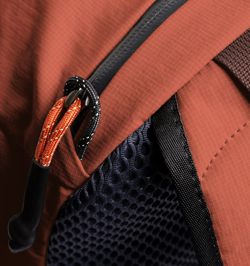 Bellroy Lite Daypack - Backpack – Rushfaster Australia