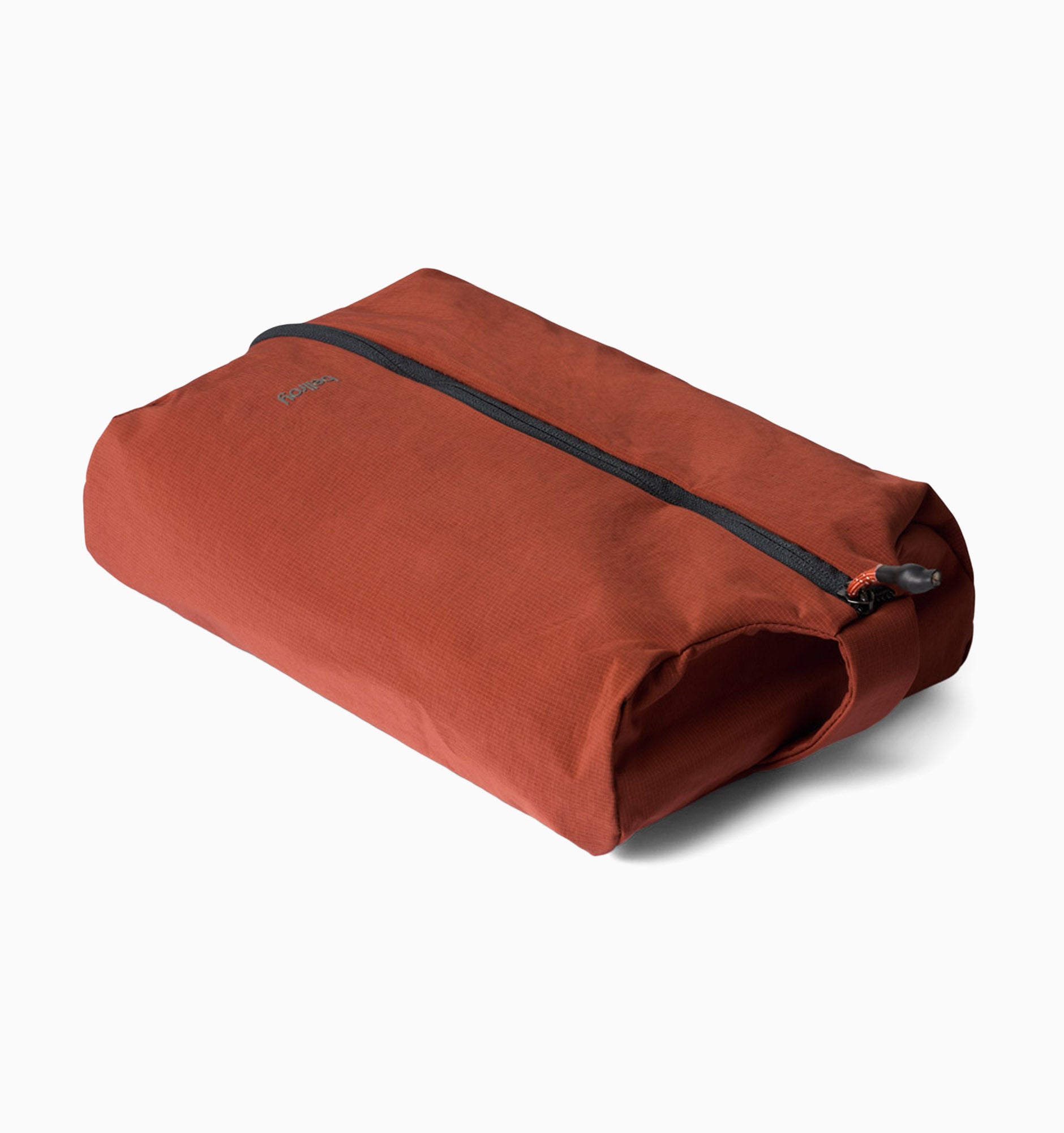 Bellroy Lite Packing Caddy 10L (reis organisatie inpakkubus, ritsbare opslag oplossing voor korte of lange reizen) - Clay Bellroy Lite Packing Caddy 10L (reis organisatie inpakkubus, ritsbare opslag oplossing voor korte of lange reizen) - Clay