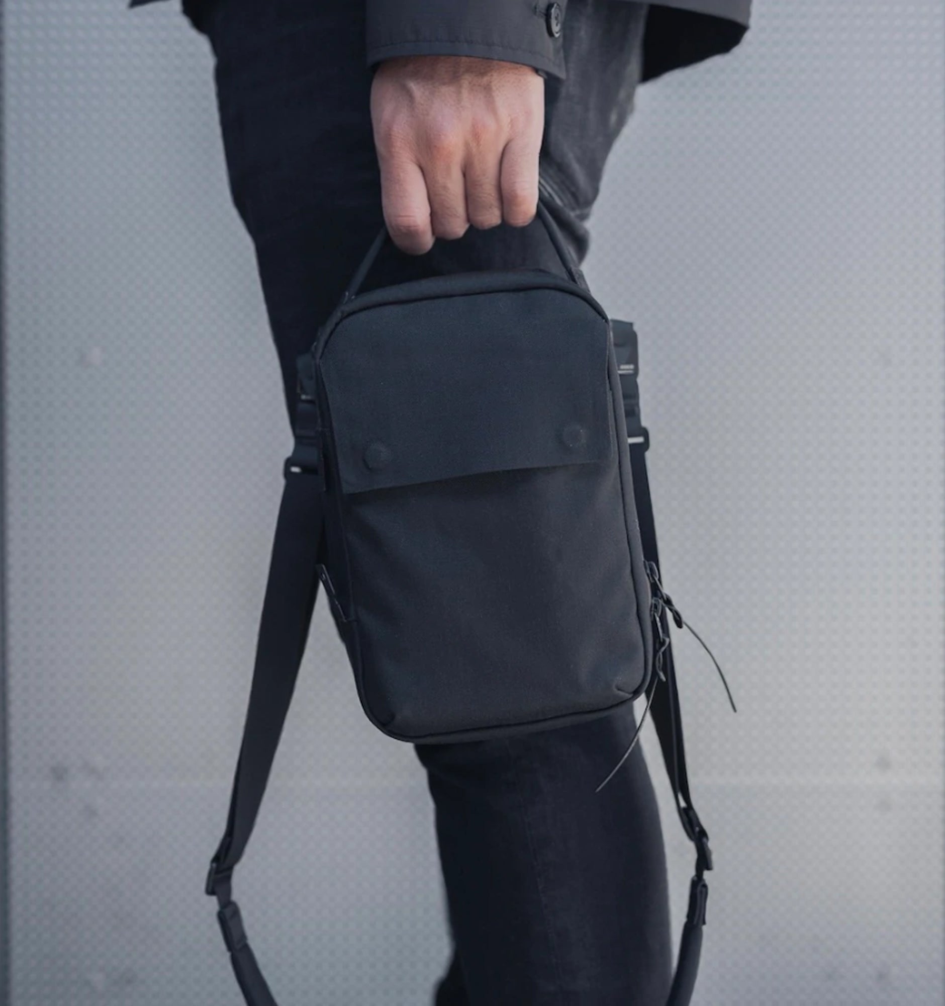 バッグ Black Ember KOMPAK Black Ember Kompak Bag – Mukama