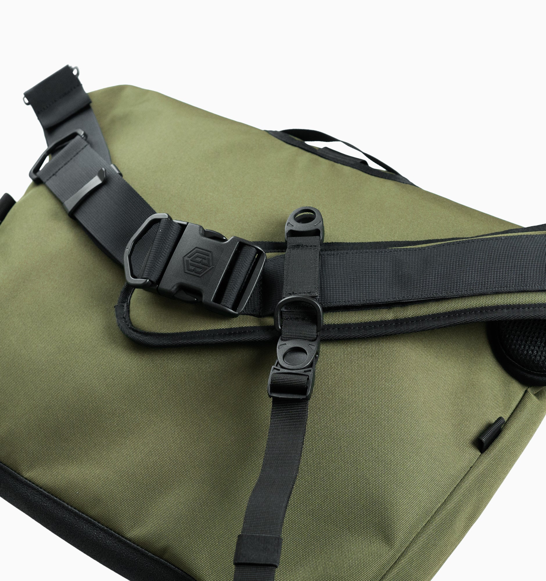 Life Behind Bars The Echelon [M] Messenger Bag (Messenger