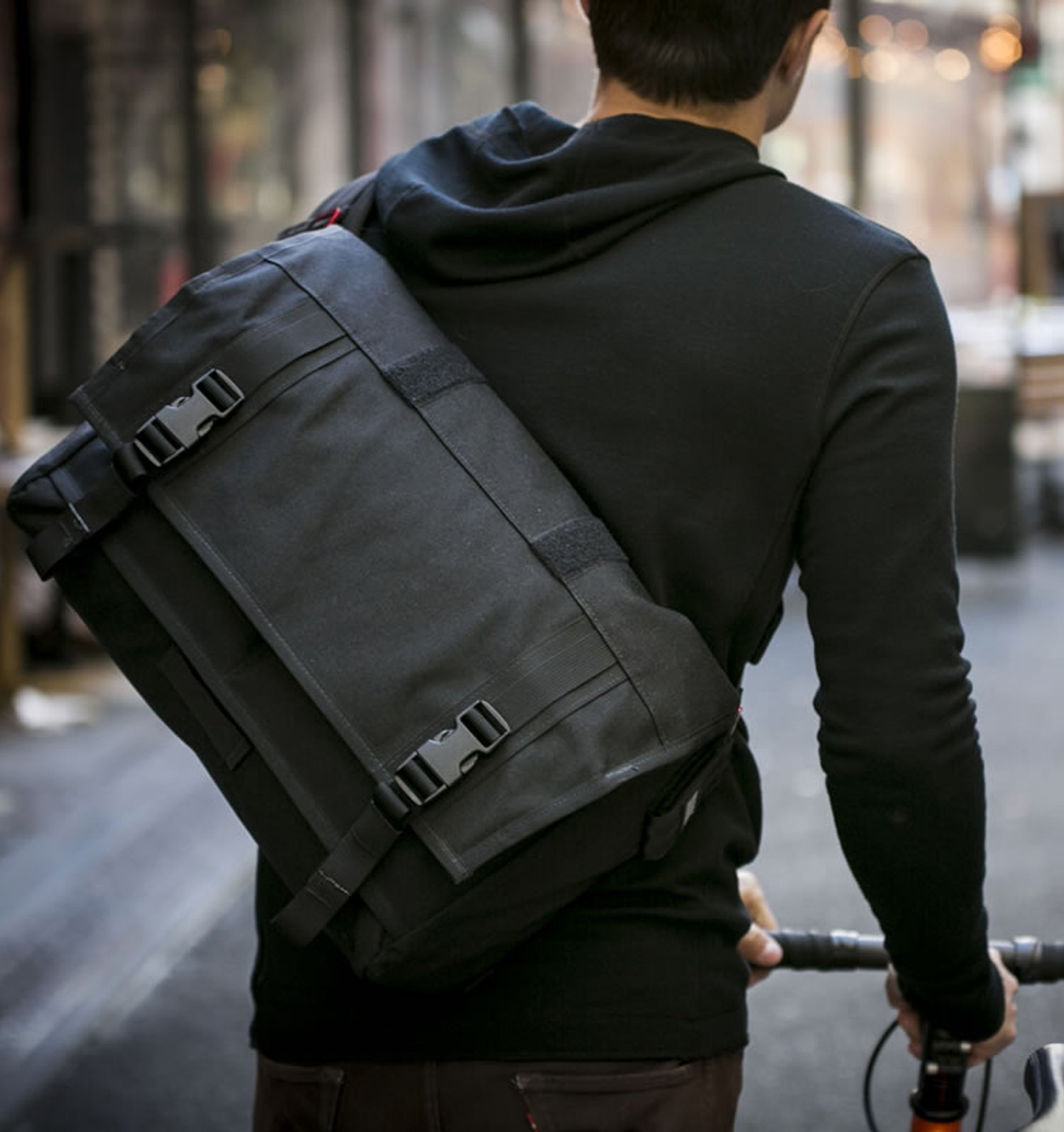 Vessel messenger bags on sale