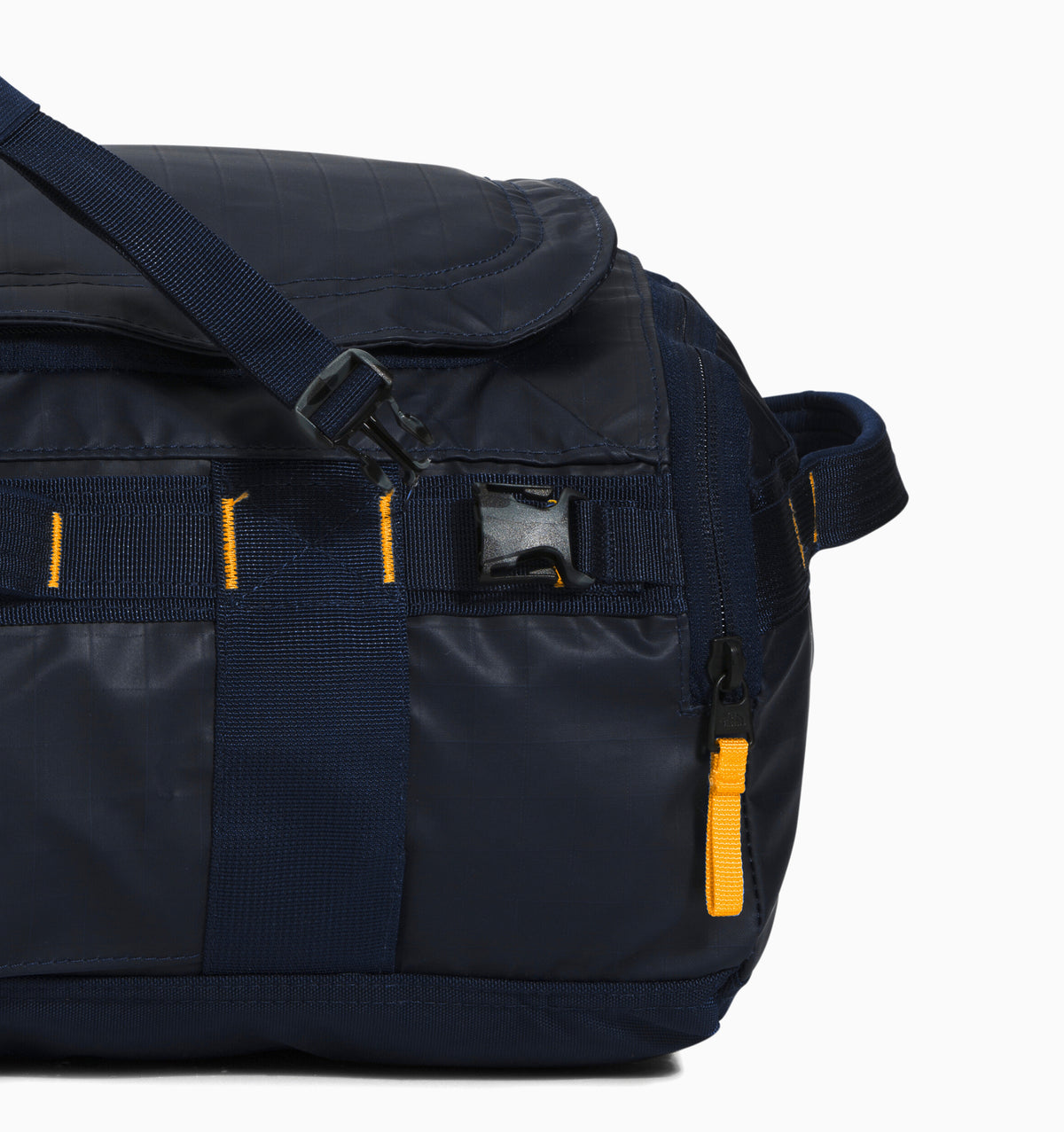 The North Face 15" Base Camp Voyager Duffel 32L - Summit Navy