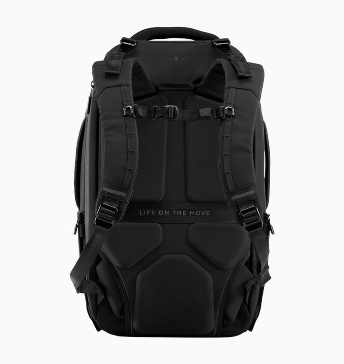Nomatic 17" Navigator Travel Backpack 32L - Black