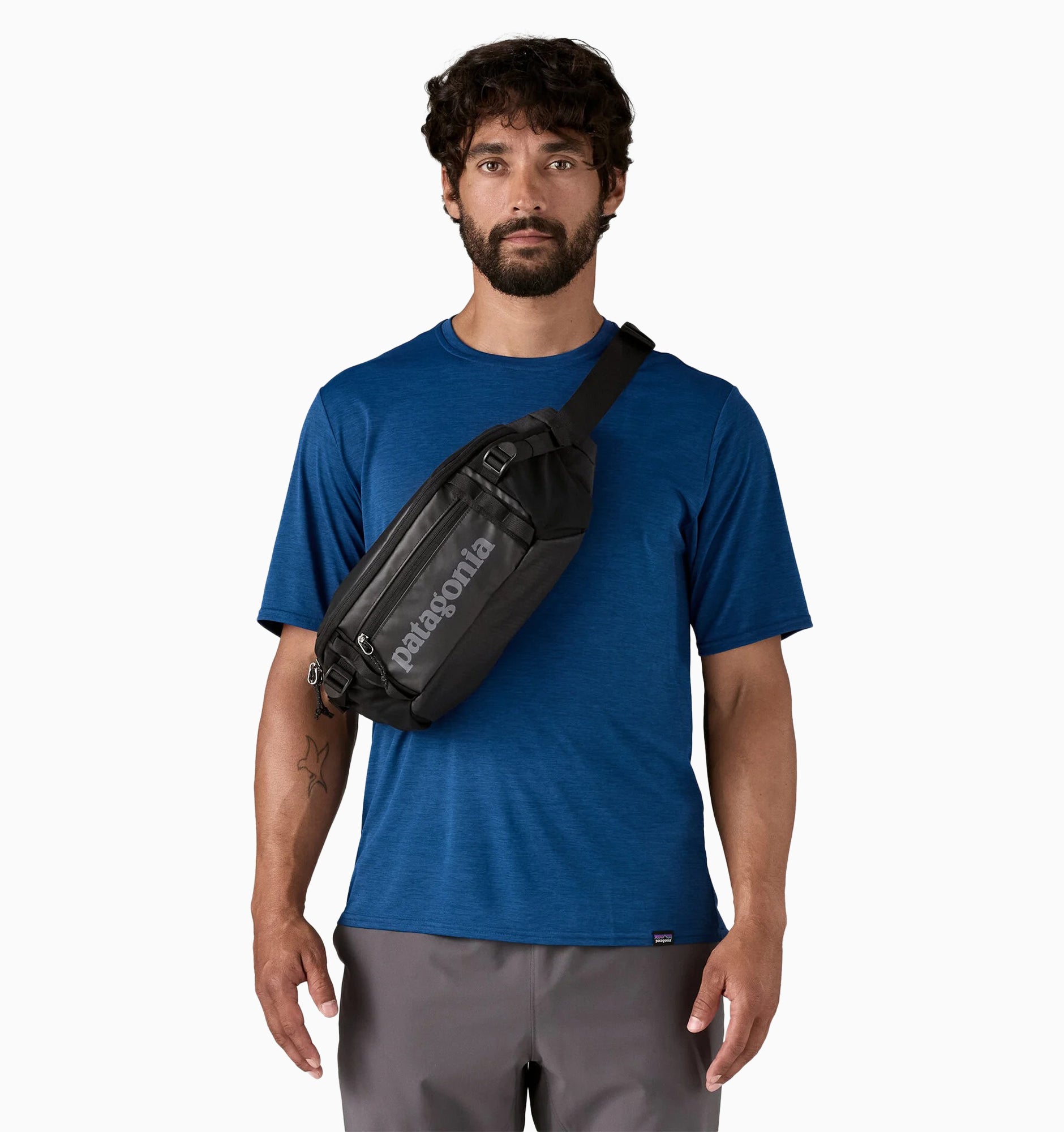 Patagonia Black Hole Waist Pack 5L | Afterpay – Rushfaster Australia