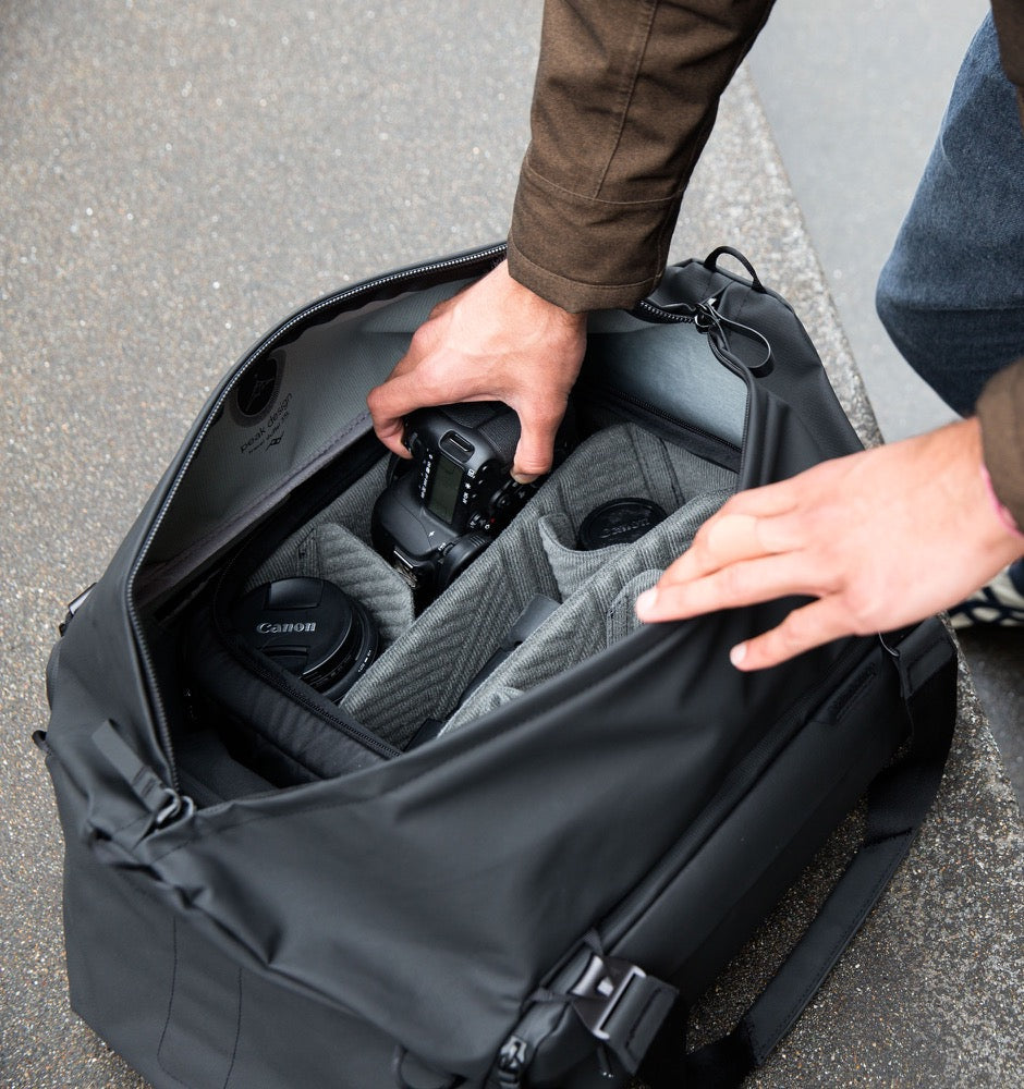 Peak Design ブラックボストンバッグ 35L Amazon.co.jp: 【国内正規品】Peak Design ピークデザイン トラベル