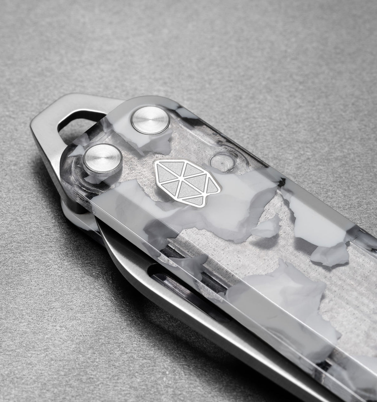 The James Brand - The Elko Utility Knife - Arctic Tortoise + Stainless