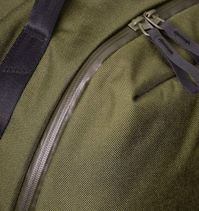 Able Carry 16" Daily Backpack 20L - Cordura Olive