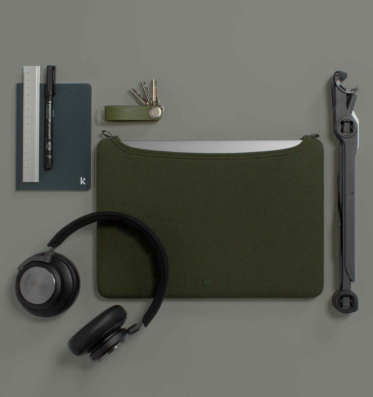 Rushfaster Laptop Sleeve For 15/16" MacBook Pro (Touch Bar) - Tarkine Green