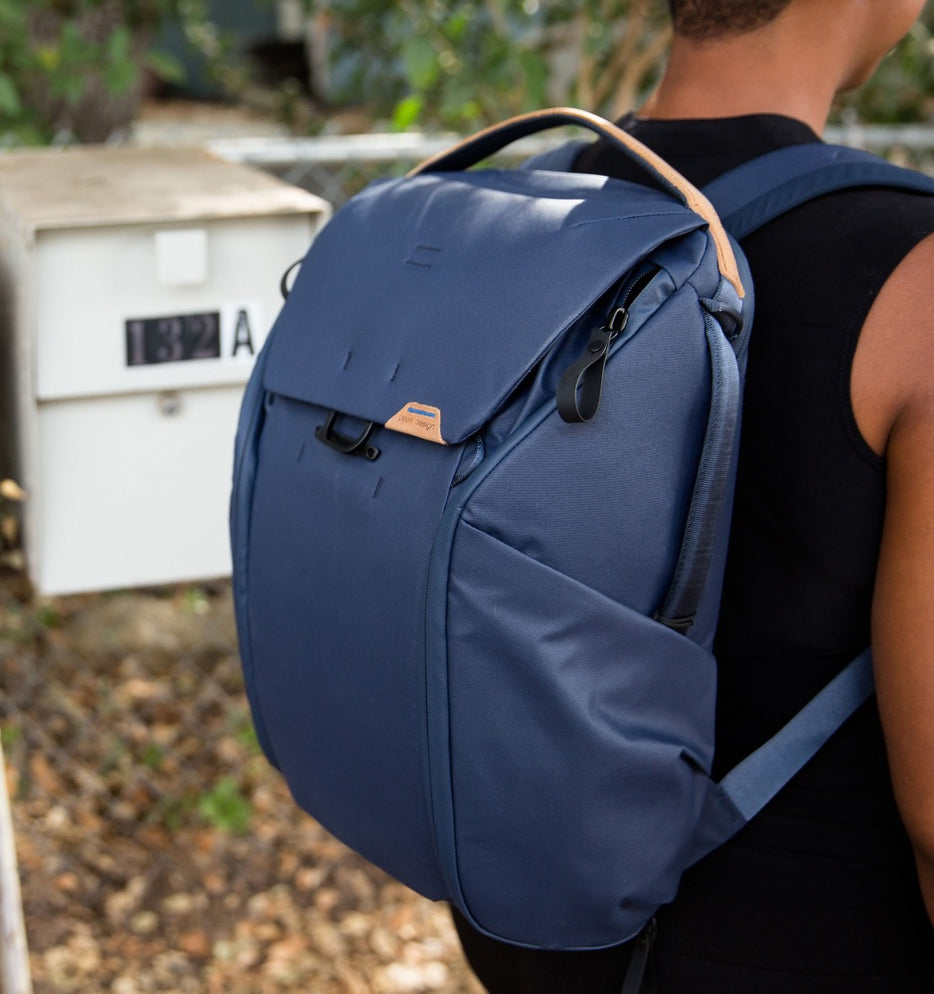 Rush Faster Backpack Peak Design 16