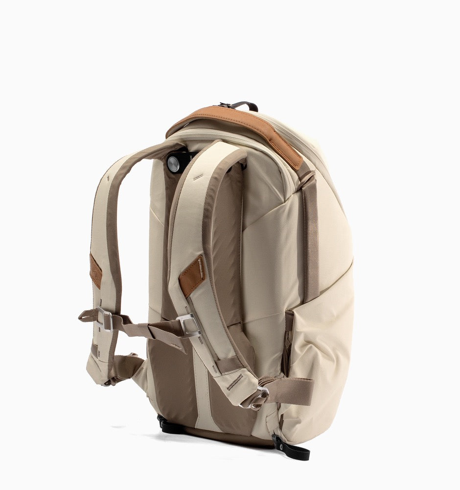 Peak Design Everyday 13" Laptop DSLR Backpack Zip 15L V2 - Bone