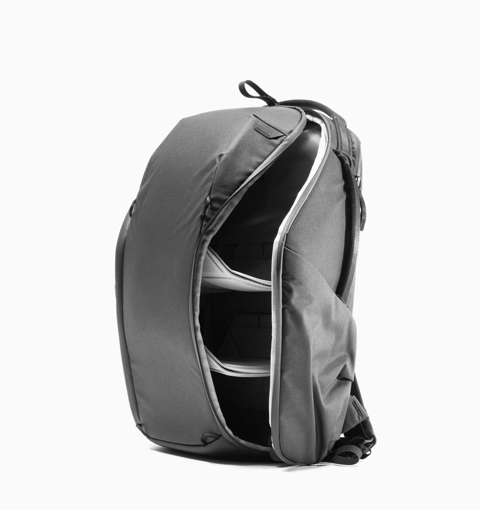 Peak Design Everyday 16" Laptop DSLR Backpack Zip 20L V2 - Black